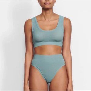 SKIMS Summer Mesh Scoop Neck Bralette Arctic  NWT Size L
